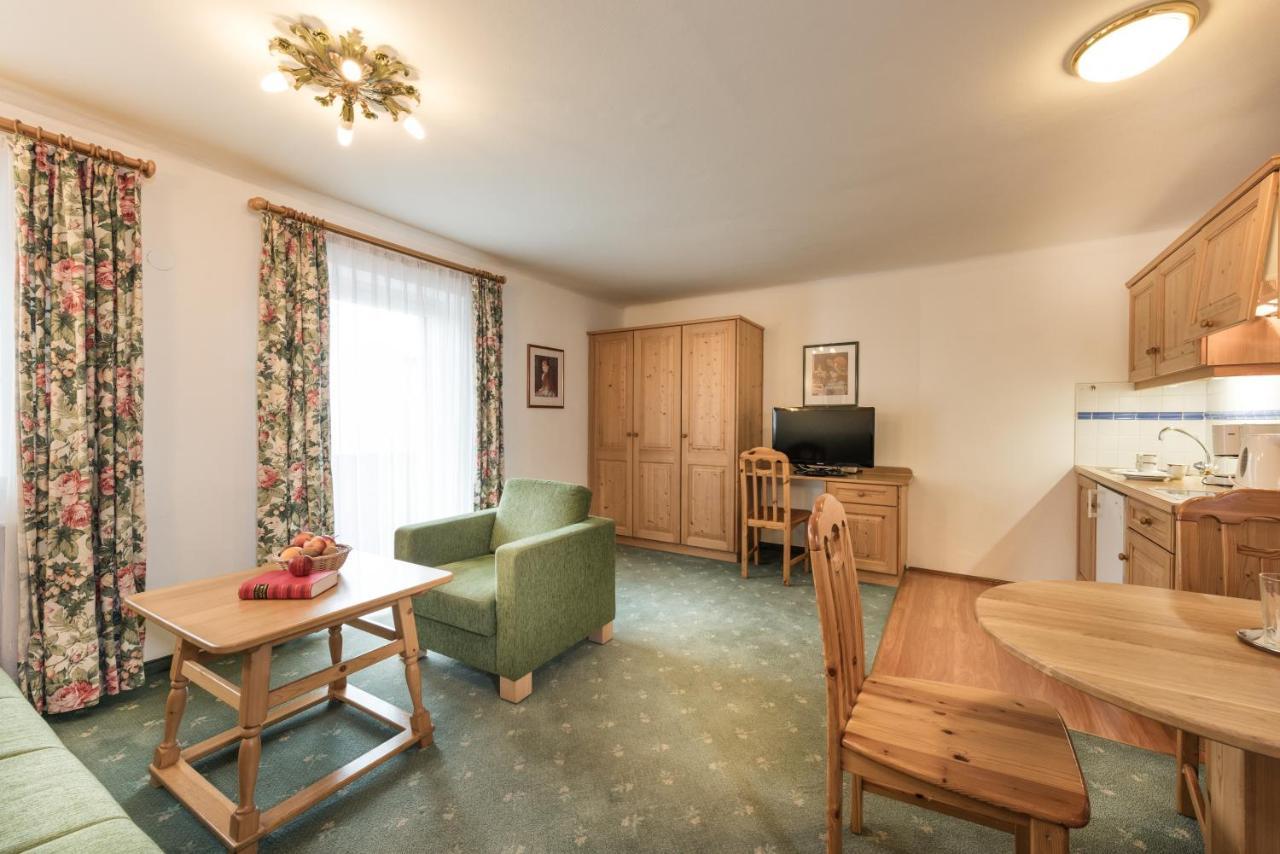 Aurora Appartements Inklusive Freiem Thermeneintritt 배드호프가스타인 외부 사진