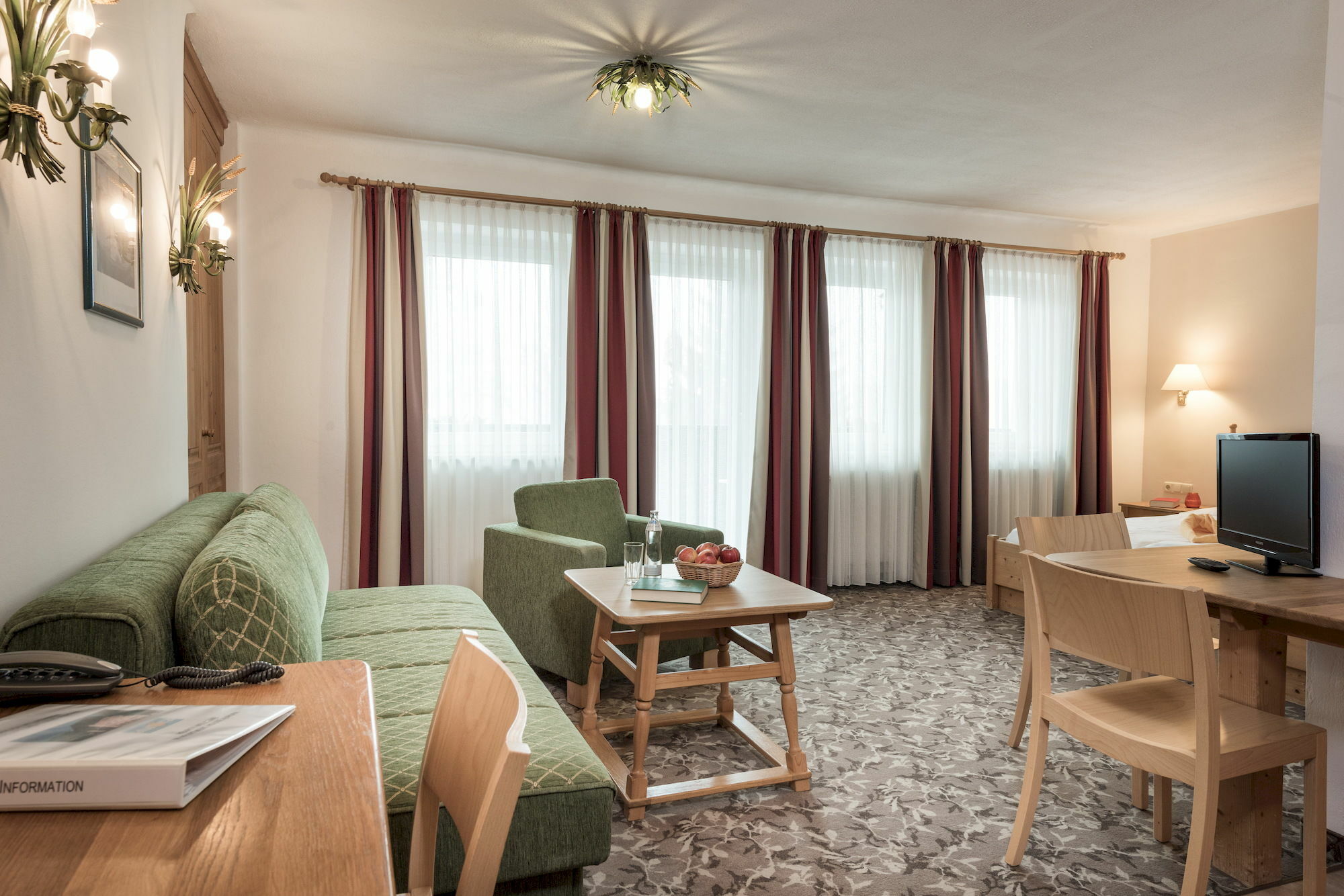 Aurora Appartements Inklusive Freiem Thermeneintritt 배드호프가스타인 외부 사진